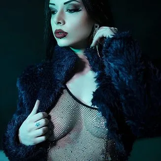 LADY_OBSCURE