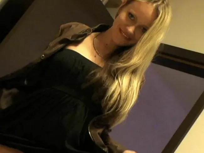 Anal zerfickt.. endlich mal!!