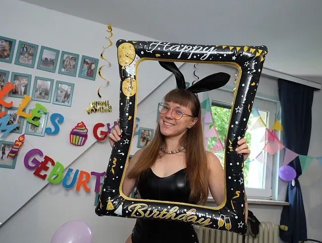 UNCUT - Erster Anal Creampie mit Vibro Plug !!