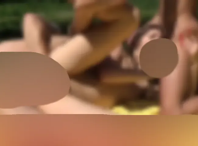 Extrem geiler Dreilochmassaker am Ficksee! Hier wird jede Fotze nass!