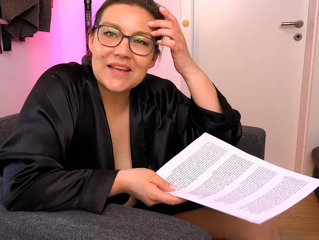 Ich lese dreckige Texte vor und dabei wird mein Arsch lange gefickt