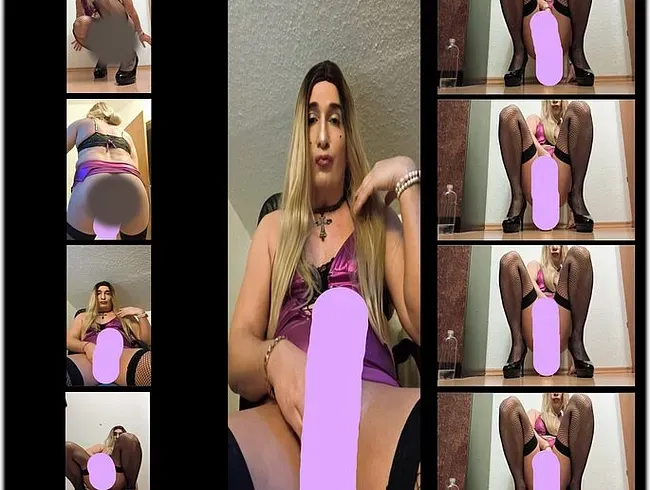 Blonde Transe in engem Partykleid reitet nen Riesendildo - DivyStylez