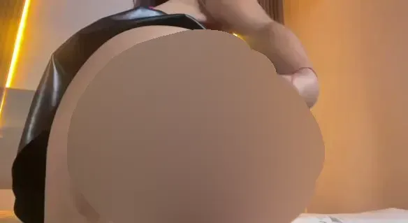 Teil zwei: Dildos in meiner Vagina und meinem Anus!! - gwenchase