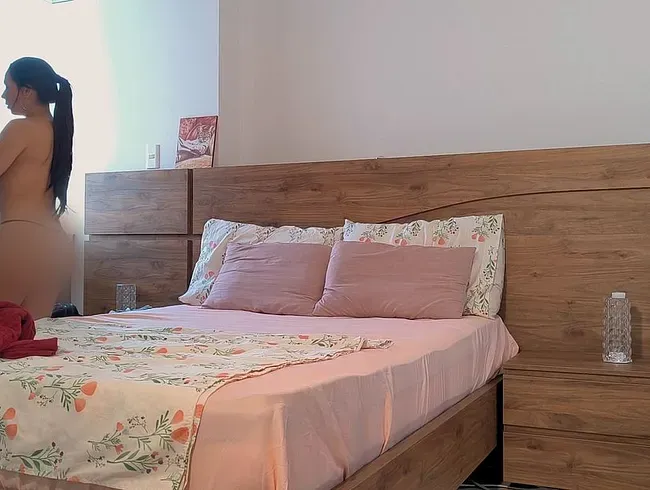 Ich hatte Sex mit einem Fremden und er hat meine Vagina gnadenlos zerrissen. - LizzieJenner