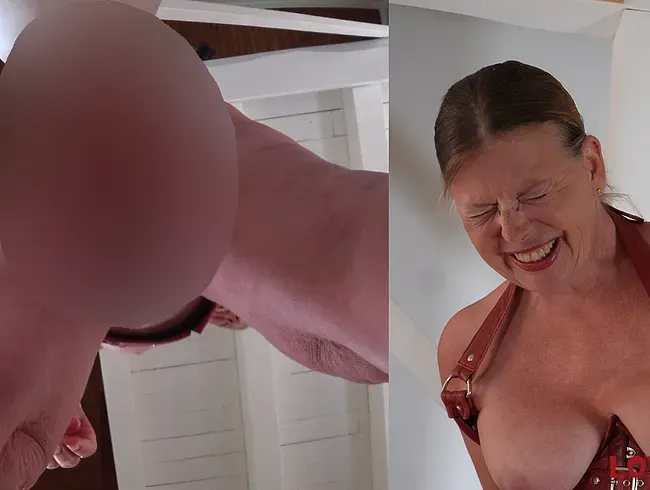 Big Dildo Challenge – Teil 9 – Den Dicken nun im Stehen genommen