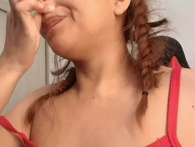 Meine erste anale Penetration vor der Kamera, - milfMia