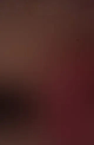 Analkugeln inside,schiebe mir schön die Kugeln in den Arsch