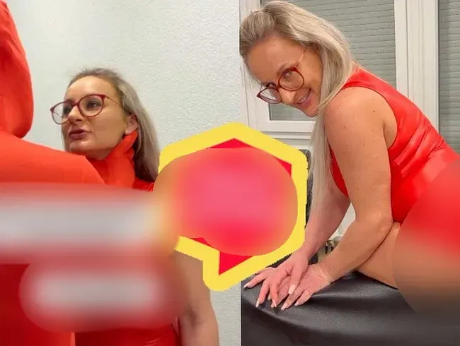 Red Man knallt OsterHässchen in Red .... Verfickte Ostern Euch meine Hasen !