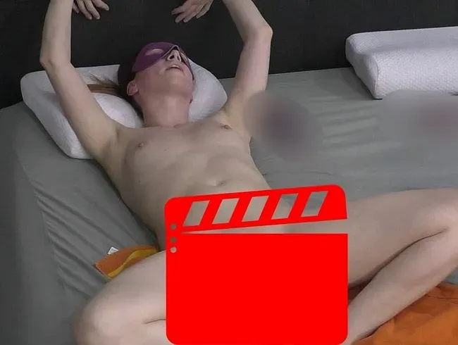 Mit Plug im Arsch werde ich geil Teil. 1