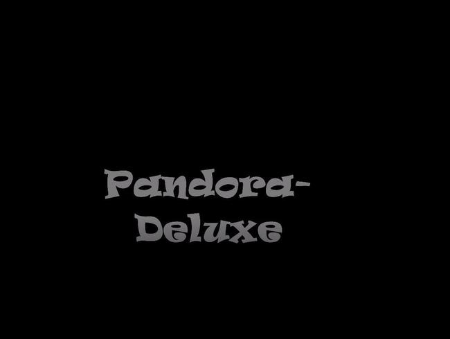 Vibrator für Pandoras Arsch