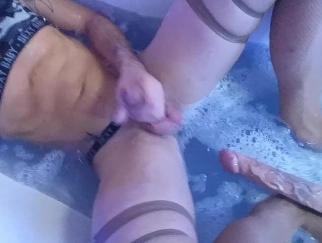 unterwasser anal sex mit riesen dildo